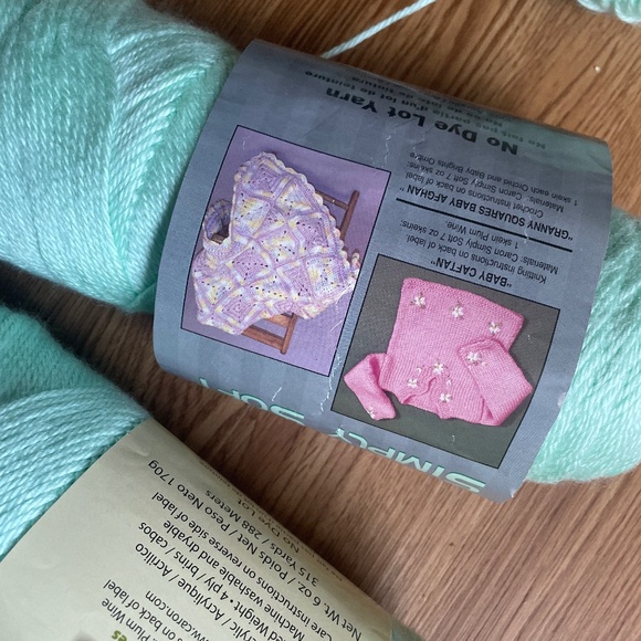 Yarn - Picture 3 of 7